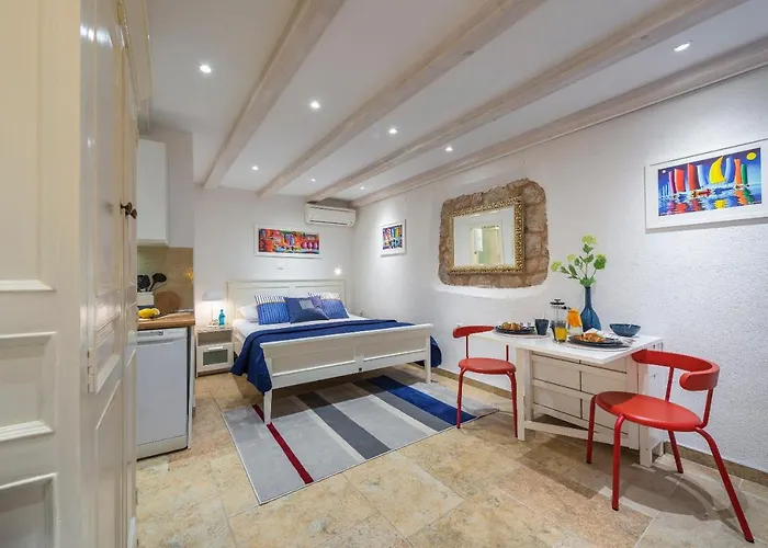 Neva دوبروفينك