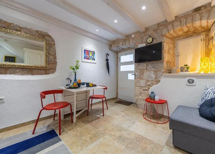 Neva دوبروفينك