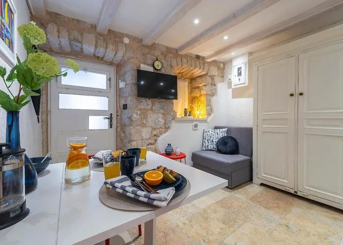 Neva دوبروفينك